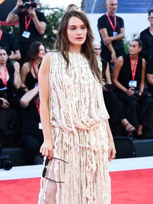 IPA88167992 - Venice, 83rd Venice International Film Festival 2026, Night 4 Red carpet for the film SuccederÃ Questa Notte. Pictured: Emilia Schüle  Copyright: xAlbertoxTerenghi PoolxPhotoxEvenx xPoolxPhotoxEventsx08x 88167992