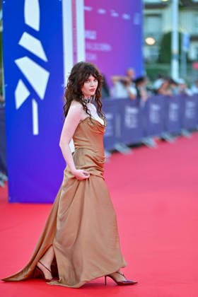 Deauville LInvitation Screening FC Sophie Tatcher attends the L Invitation premiere at the 52nd Deauville American Film Festival on September 05, 2026 in Deauville, France. Photo by Franck Castel ABACAPRESS.COM Deauville  Copyright: xCastelxFranck ABACAx