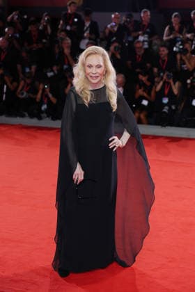 VENICE, ITALY - SEPTEMBER 05: Faye Dunaway attends the KinÃ o Award Red Carpet during the 83rd Venice International Film Festival at Sala Grande on September 05, 2026 in Venice, Italy. (Photo by Mark Cape Insidefoto) markxcape