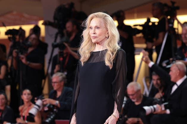 Faye Dunaway - The 83rd Venice International Film Festival Faye Dunaway receives the Italian KinÃ o Award for Lifetime Achievement during the 83rd Venice International Film Festival at Sala Grande on September 05, 2026 in Venice, Italy.  Copyright: xKazukoxWakayamax