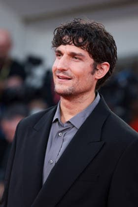 It Will Happen Tonight Screening - The 83rd Venice International Film Festival Louis Garrel attends theãÄÄ SuccederÃ Questa Notte (It Will Happen Tonight) ãÄÄScreening during the 83rd Venice International Film Festival at Sala Grande on September 05, 2026 in Venice, Italy.  Copyright: xKazukoxWakayamax