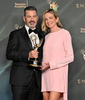 78th Emmy Awards Night 1 Jimmy Kimmel and Molly McNearney in the press room at the 78th Emmy Awards Nigh1, held at the Peacock Theatre in Los Angeles, Ca. on September 5, 2026. Los Angeles Peacock Theatre California USA Copyright: xStarbuck xAFF-USA.COMx