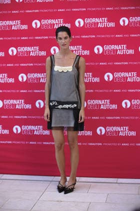 83rd Venice International Film Festival in Venice, Italy - 05 Sep 2026. French actress Suzanne Lindon attends the photocall of the Miu Miu Women s Tales short films Discipline and Avec Kim during the 83rd Venice International Film Festival. Venice Italy Copyright: xMarcoxBaradax xSOPAxImagesx 20260905_PHOTOCALL MIU MIU RED CARPET PRIMETIME-1985