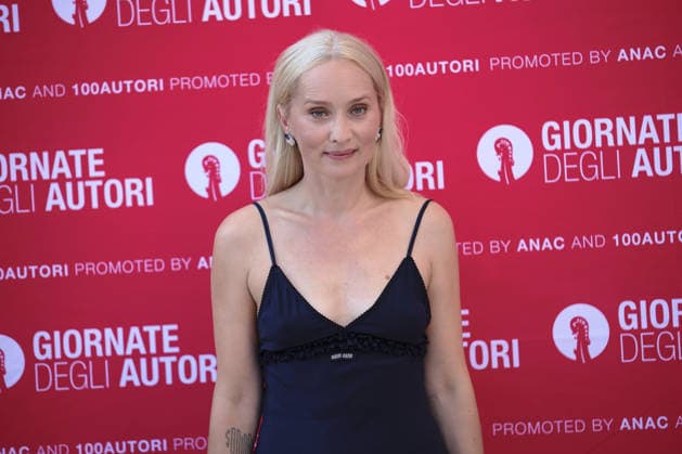 83rd Venice International Film Festival in Venice, Italy - 05 Sep 2026. Norwegian director Mona Fastvold attends the photocall of the Miu Miu Women s Tales short films Discipline and Avec Kim during the 83rd Venice International Film Festival. Venice Italy Copyright: xMarcoxBaradax xSOPAxImagesx 20260905_PHOTOCALL MIU MIU RED CARPET PRIMETIME-1956