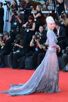 Phoebe Bridgers at the premiere of the film *Primetime* at the 2023 Venice Biennale—the 83rd Venice International Film Festival—at the Palazzo del Cinema in Venice, September 5, 2026 Foto:xA.xM.xTinghinox xFuturexImagex primetime_6720