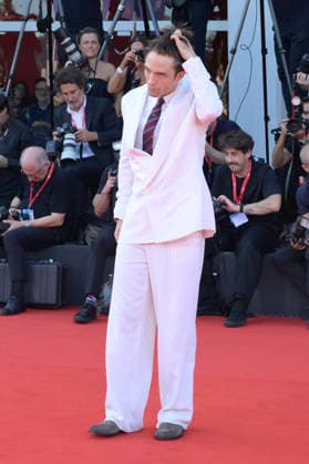 Robert Pattinson at the premiere of the film *Primetime* at the 2023 Venice Biennale—the 83rd Venice International Film Festival—at the Palazzo del Cinema in Venice, September 5, 2026 Foto:xA.xM.xTinghinox xFuturexImagex primetime_6752