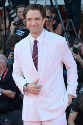 Robert Pattinson at the premiere of the film *Primetime* at the 2023 Venice Biennale—the 83rd Venice International Film Festival—at the Palazzo del Cinema in Venice, September 5, 2026 Foto:xA.xM.xTinghinox xFuturexImagex primetime_6763