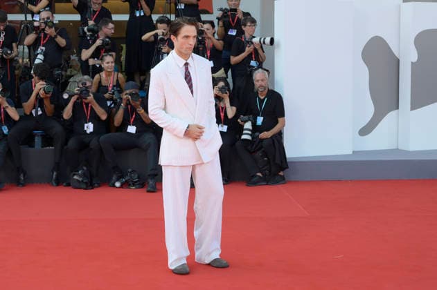 Robert Pattinson at the premiere of the film *Primetime* at the 2023 Venice Biennale—the 83rd Venice International Film Festival—at the Palazzo del Cinema in Venice, September 5, 2026 Foto:xA.xM.xTinghinox xFuturexImagex primetime_6767