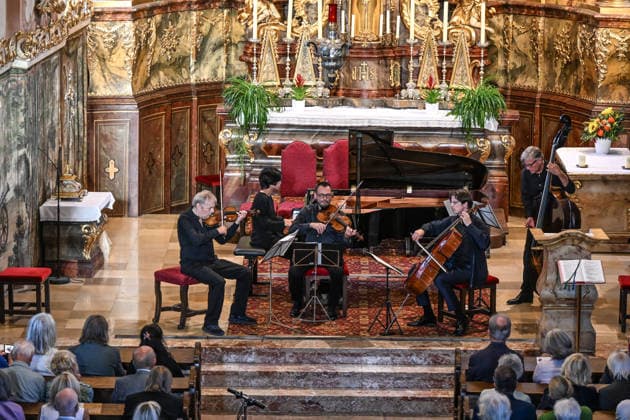 Sound of Sommerfrische concert featuring world-class musicians at the Traunkirchen parish church, as part of the Salzkammergut Festwochen Gmunden, photographed on September 5, 2026. The photo shows, from left to right, v