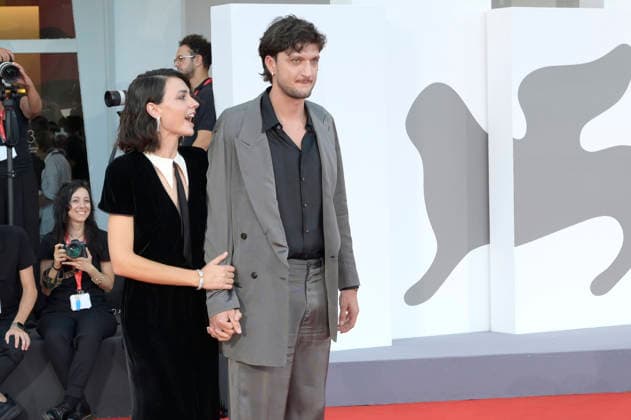 Romana Maggiora Vergano and Andrea Lattanzi at the premiere of the film *Succederà questa notte* at the 2023 Venice Biennale—the 83rd Venice International Film Festival—at the Palazzo del Cinema in Venice, September 5, 2026 Foto:xA.xM.xTinghinox xFuturexImagex notte_6909