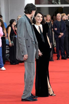 Andrea Lattanzi and Romana Maggiora Vergano at the premiere of the film *Succederà questa notte* at the 2023 Venice Biennale, the 83rd Venice International Film Festival, at the Palazzo del Cinema in Venice, September 5, 2026 Foto:xA.xM.xTinghinox xFuturexImagex notte_6911