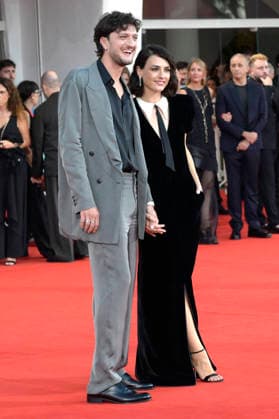 Andrea Lattanzi and Romana Maggiora Vergano at the premiere of the film *Succederà questa notte* at the 2023 Venice Biennale, the 83rd Venice International Film Festival, at the Palazzo del Cinema in Venice, September 5, 2026 Foto:xA.xM.xTinghinox xFuturexImagex notte_6912
