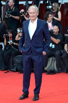 Hippolyte Girardot at the premiere of the film *Succedere questa notte* at the 2023 Venice Biennale—the 83rd Venice International Film Festival—at the Palazzo del Cinema in Venice, September 5, 2026 Foto:xA.xM.xTinghinox xFuturexImagex notte_6915