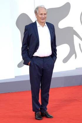 Hippolyte Girardot at the premiere of the film *Succedere questa notte* at the 2023 Venice Biennale—the 83rd Venice International Film Festival—at the Palazzo del Cinema in Venice, September 5, 2026 Foto:xA.xM.xTinghinox xFuturexImagex notte_6917
