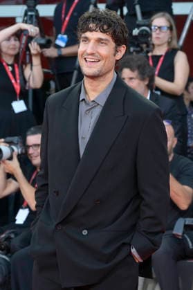 Louis Garrel at the premiere of the film *Succederà questa notte* at the 2023 Venice Biennale, the 83rd Venice International Film Festival, at the Palazzo del Cinema in Venice, September 5, 2026 Foto:xA.xM.xTinghinox xFuturexImagex notte_6950