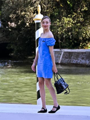 IPA88184375 - Venice, 83rd Venice International Film Festival 2026 - Day 5 - Arrivals at the Excelsior Hotel pier - Pictured: Amanda Seyfried  Copyright: xSimonexComix xPoolxPhotoxEventsx08x 88184375