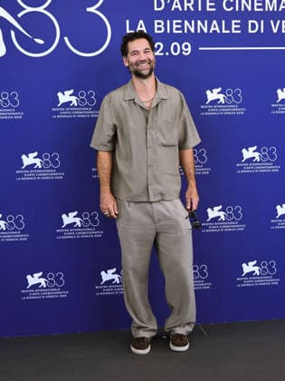 IPA88185861 - Venice, 83rd Venice International Film Festival 2026 - Day 5 - Photocall for *Hombre Al Agua* - Pictured: Manuel Garcia-Rulfo  Copyright: xAlbertoxTerenghix xPoolxPhotoxEventsx08x 88185861