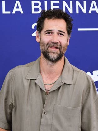 IPA88185873 - Venice, 83rd Venice International Film Festival 2026 - Day 5 - Photocall for *Hombre Al Agua* - Pictured: Manuel Garcia-Rulfo  Copyright: xAlbertoxTerenghix xPoolxPhotoxEventsx08x 88185873