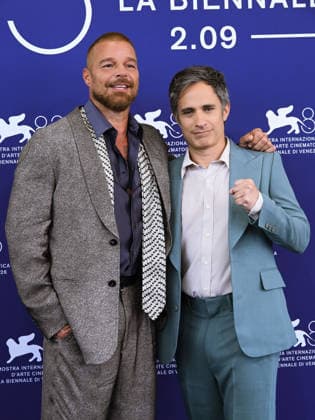 IPA88185766 - Venice, 83rd Venice International Film Festival 2026 - Day 5 - Hombre Al Agua photocall - Pictured: Ricky Martin, Gael Garcia Bernal  Copyright: xAlbertoxTerenghix xPoolxPhotoxEventsx08x 88185766