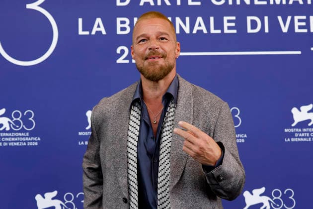 September 6, 2026, Venice, ITALY: Puerto Rican singer-songwriter Ricky Martin poses for the photocall of ™Hombre al agua at the 83rd annual Venice International Film Festival, in Venice, Italy, 06 September 2026. The movie is presented in Venezia Spotlight section at the festival running from 02 to 12 September 2026. ANSA FABIO FRUSTACI. Venice ITALY  - ZUMAa110 20260906_zaf_a110_006 Copyright: xFabioxFrustacix