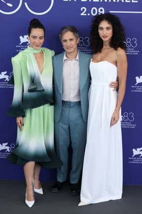 Venice 2026 Hombre Al Agua Photocall NB Esmeralda Pimentel, Gael García Bernal, Débora Nascimento attending the Hombre Al Agua Photocall as part of the 83th Venice International Film Festival at the Lido in Venice, Italy on September 06, 2026. Photo by Nasser Berzane ABACAPRESS.COM Venice Italy  Copyright: xBerzanexNasser ABACAx