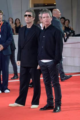 Liam Gallagher and Noel Gallagher at the premiere of the documentary *Oasis: Don t Look Back in Anger* at the 2023 Venice Biennale—the 83rd Venice International Film Festival—at the Palazzo del Cinema in Venice, September 5, 2026 Foto:xA.xM.xTinghinox xFuturexImagex oasis_6565