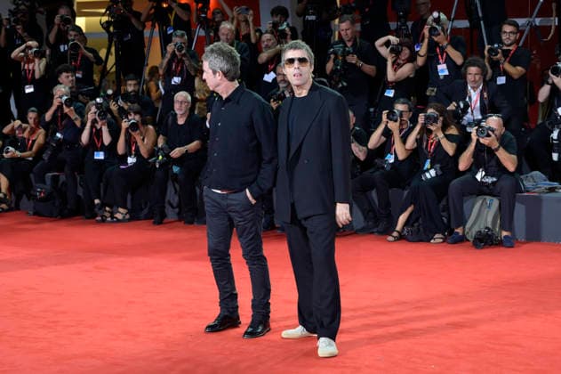 Noel Gallagher and Liam Gallagher at the premiere of the documentary *Oasis: Don t Look Back in Anger* at the 2023 Venice Biennale—the 83rd Venice International Film Festival—at the Palazzo del Cinema in Venice, September 5, 2026 Foto:xA.xM.xTinghinox xFuturexImagex oasis_6566
