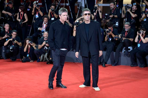 Noel Gallagher and Liam Gallagher at the premiere of the documentary *Oasis: Don t Look Back in Anger* at the 2023 Venice Biennale—the 83rd Venice International Film Festival—at the Palazzo del Cinema in Venice, September 5, 2026 Foto:xA.xM.xTinghinox xFuturexImagex oasis_6570