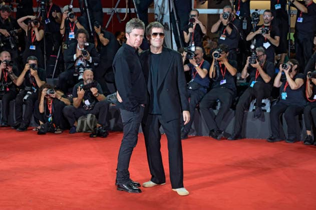 Noel Gallagher and Liam Gallagher at the premiere of the documentary *Oasis: Don t Look Back in Anger* at the 2023 Venice Biennale—the 83rd Venice International Film Festival—at the Palazzo del Cinema in Venice, September 5, 2026 Foto:xA.xM.xTinghinox xFuturexImagex oasis_6571