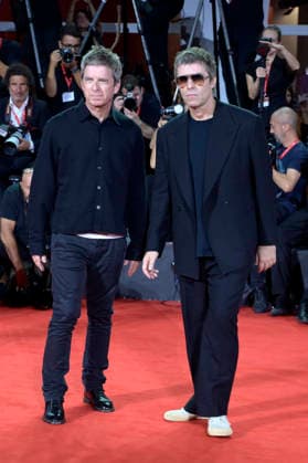 Noel Gallagher and Liam Gallagher at the premiere of the documentary *Oasis: Don t Look Back in Anger* at the 2023 Venice Biennale—the 83rd Venice International Film Festival—at the Palazzo del Cinema in Venice, September 5, 2026 Foto:xA.xM.xTinghinox xFuturexImagex oasis_6573