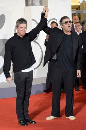 Noel Gallagher and Liam Gallagher at the premiere of the documentary *Oasis: Don t Look Back in Anger* at the 2023 Venice Biennale—the 83rd Venice International Film Festival—at the Palazzo del Cinema in Venice, September 5, 2026 Foto:xA.xM.xTinghinox xFuturexImagex oasis_6590