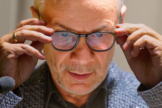 Literature Art Culture September 5, 2025 Potsdam Villa Quandt Brandenburg Literary Office Potsdam Poetry Night Lutz Seiler Lutz Reinhard Seiler is a German writer. He first made a name for himself primarily as a poet. In 2014, he was awarded the German Book Prize in 2014. In 2020, he r
