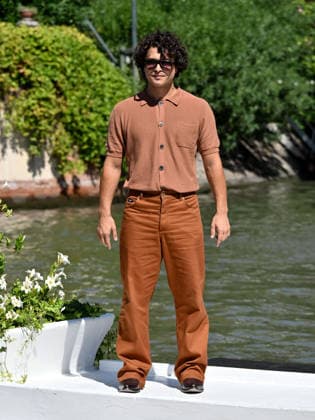 IPA88188690 - Venice, 83rd Venice International Film Festival 2026 - Day 5 - Arrivals at the Excelsior Hotel™s pier - Pictured: Leo Gassmann  Copyright: xManuelexMangiarottix xPoolxPhotoxEventsx08x 88188690
