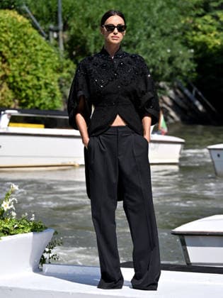 IPA88188642 - Venice, 83rd Venice International Film Festival 2026 - Day 5 - Arrivals at the Excelsior Hotel™s pier - Pictured: Irina Shayk  Copyright: xManuelexMangiarottix xPoolxPhotoxEventsx08x 88188642