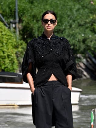 IPA88188645 - Venice, 83rd Venice International Film Festival 2026 - Day 5 - Arrivals at the Excelsior Hotel™s pier - Pictured: Irina Shayk  Copyright: xManuelexMangiarottix xPoolxPhotoxEventsx08x 88188645