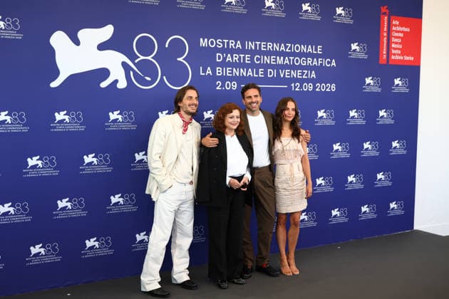 September 6, 2026, Venice Lido, Veneto, Italy: ANDREA PALLAORO, actors LUCA MARINELLI, SUSAN SARANDON and ALICIA VIKANDER during The Echo Chamber photocall at the 83rd Venice Film Festival at Sala Grande in Venice Lido, Italy Venice Lido Italy  - ZUMAc179 20260906_zep_c179_012 Copyright: xMickaelxChavetx