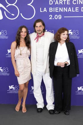 IPP Photo by Daniele Cifala’, Venice, September 5, 2026. The Echo Chamber Photocall. The 83rd Venice International Film Festival. Pictured: Alicia Vikander, Luca Marinelli, and Susan Sarandon. Italy Photo Press World. Copyright The Echo Chamber Photocall T