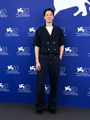 IPA88195728 - Venice, 83rd Venice International Film Festival 2026 - Day 5 - Photocall for the film Ga-neung-han Sa-rang (Possible Love) . Pictured: Jo In-sung  Copyright: xAlbertoxTerenghix xPoolxPhotoxEventsx08x 88195728