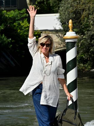 IPA88195171 - Venice, 83rd Venice International Film Festival 2026 - Day 5 - Arrivals at the Excelsior Hotel™s pier - Pictured: Valeria Bruni Tedeschi  Copyright: xManuelexMangiarottix xPoolxPhotoxEventsx08x 88195171