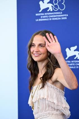 September 6, 2026, Venice, Rome, Italy: Alicia Vikander during the photocall for the film Echo Chamber, 83rd Venice Film Festival. Venice, September 6, 2026 Venice Italy  - ZUMAa289 20260906_zia_a289_188 Copyright: xMariaxLauraxAntonellix xAgfx