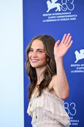 September 6, 2026, Venice, Rome, Italy: Alicia Vikander during the photocall for the film Echo Chamber, 83rd Venice Film Festival. Venice, September 6, 2026 Venice Italy  - ZUMAa289 20260906_zia_a289_189 Copyright: xMariaxLauraxAntonellix xAgfx