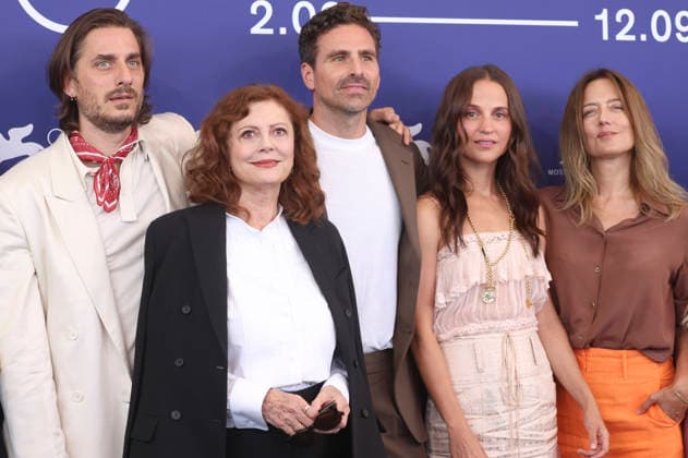 Luca Marinelli, Susan Sarandon, Andrea Pallaoro, Alicia Vikander, and Ilaria Bernardini at the photocall for the film *The Echo Chamber* at the 2026 Venice Biennale—the 83rd Venice International Film Festival—at the Palazzo del Casino in Venice, September 6, 2026 Foto:xD.xBedrosianx xFuturexImagex echo_6910