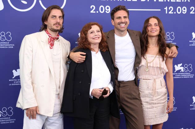 Luca Marinelli, Susan Sarandon, Andrea Pallaoro, and Alicia Vikander at the photo call for the film *The Echo Chamber* at the 2026 Venice Biennale—the 83rd Venice International Film Festival—at the Palazzo del Casino in Venice, September 6, 2026 Foto:xD.xBedrosianx xFuturexImagex echo_6915