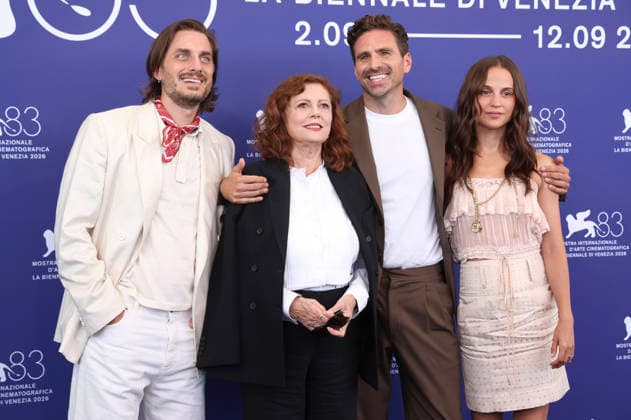 Luca Marinelli, Susan Sarandon, Andrea Pallaoro, and Alicia Vikander at the photo call for the film *The Echo Chamber* at the 2026 Venice Biennale—the 83rd Venice International Film Festival—at the Palazzo del Casino in Venice, September 6, 2026 Foto:xD.xBedrosianx xFuturexImagex echo_6916