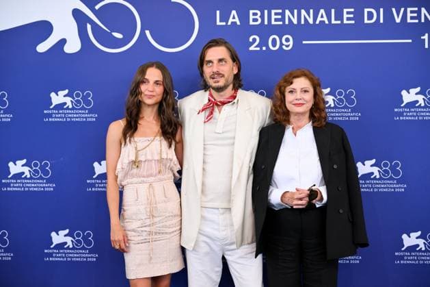 September 6, 2026, Venice, Rome, Italy: Alicia Vikander, Luca Marinelli, and Susan Sarandon during the photocall for Echo Chamber, the 83rd Venice Film Festival. Venice, September 6, 2026 Venice Italy  - ZUMAa289 20260906_zia_a289_213 Copyright: xMariaxLauraxAntonellix xAgfx