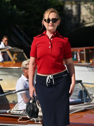 IPA88198640 - Venice, 83rd Venice International Film Festival 2026 - Day 5 - Arrivals at the Excelsior Hotel™s pier - Pictured: Amelia Dimoldenberg  Copyright: xManuelexMangiarottix xPoolxPhotoxEventsx08x 88198640