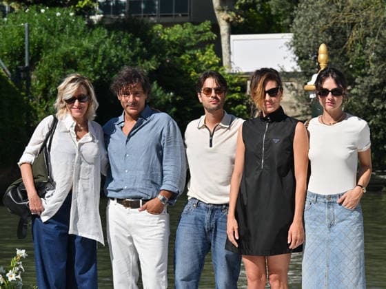 IPA88195936 - Venice, 83rd Venice International Film Festival 2026 - Day 5 - Arrivals at the Excelsior Hotel pier - Pictured: Paolo Strippoli, Romana Maggiora Vergano, Valeria Bruni Tedeschi, Adriano Giannini, Jasmine Trinca  Copyright: xManuelexMangiarottix xPoolxPhotoxEventsx08x 88195936
