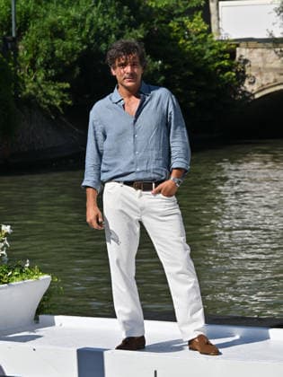 IPA88195964 - Venice, 83rd Venice International Film Festival 2026 - Day 5 - Arrivals at the Excelsior Hotel™s pier - Pictured: Adriano Giannini  Copyright: xManuelexMangiarottix xPoolxPhotoxEventsx08x 88195964