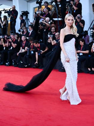 IPA88202221 - Venice, 83rd Venice International Film Festival 2026 - Night 5 - Red carpet for the film *The Eco Chamber*. Pictured: Leonie Hanne  Copyright: xAlbertoxTerenghi PoolxPhotoxEvenx xPoolxPhotoxEventsx08x 88202221