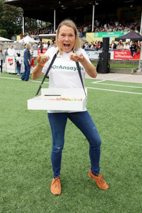 Nova Meierhenrich at the Kicken mit Herz charity soccer game to benefit the UKE s pediatric ward at Hoheluft Stadium in Hamburg, September 6, 2026 Foto:xgbrcix xFuturexImagex kicken_6922